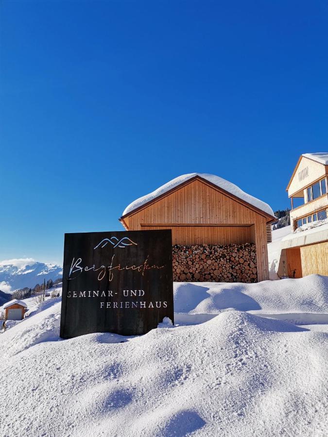 Ferienhaus Bergfrieden Laterns Auf 1.170 M Exterior foto